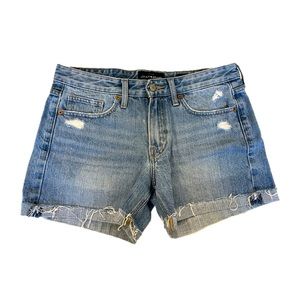 🍀 Women’s Lucky Brand cut off denim jean shorts 4” inseam, excellent con…